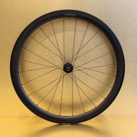 Paire de roues carbone 45 mm pour vélo de course
